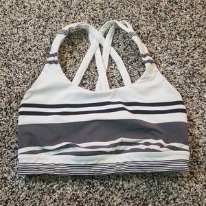 Lululemon sports bra